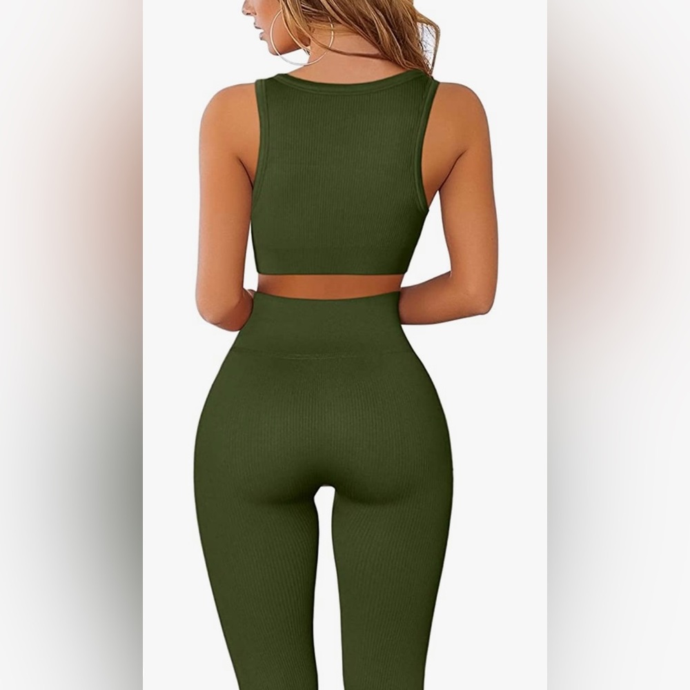 Ribbed 2 piece workout set crop top & seamless high rise leggings - Picture 3 of 8